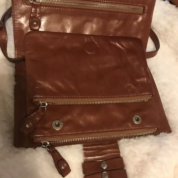 Asile LeatherLook Handbag removable zippered pouch - Picture 9 of 9